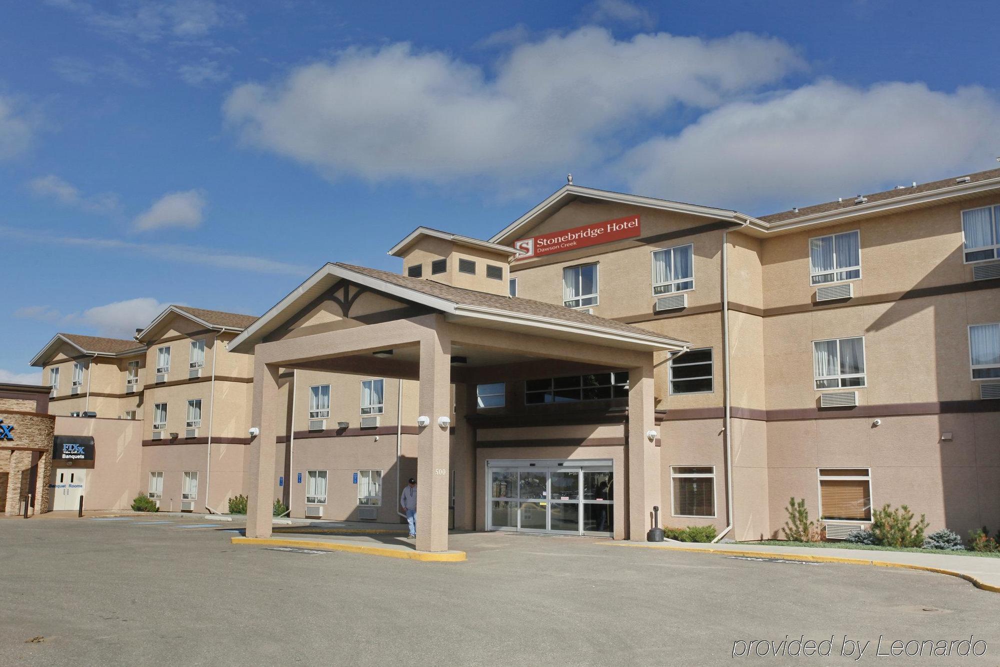Stonebridge Hotel Dawson Creek Exteriör bild